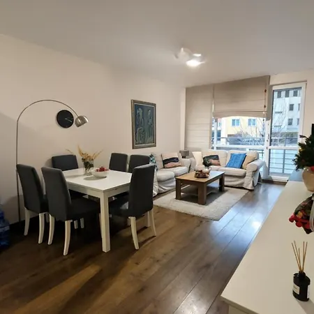 Modern In Near Center Apartment Sofia