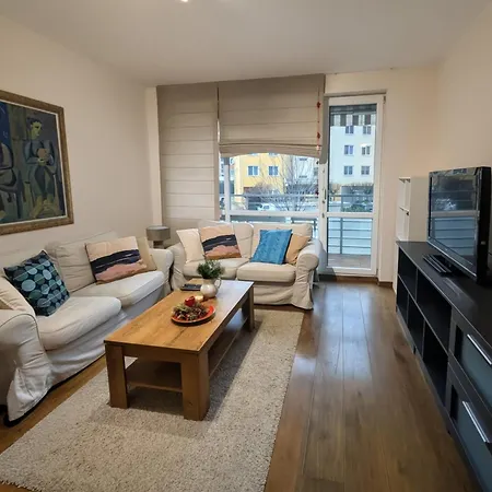 Modern In Near Center Appartement *