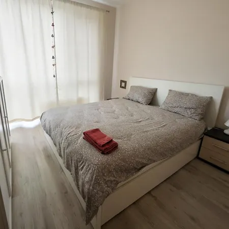 Apartman Modern Apartment Near City Center Szófia