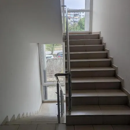 Modern Apartment Near City Center
