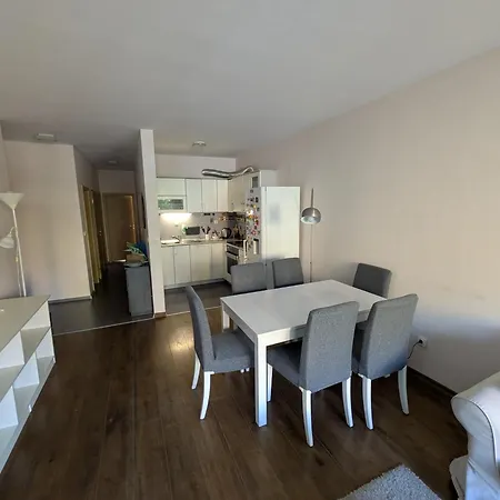 Modern In Near Center * София