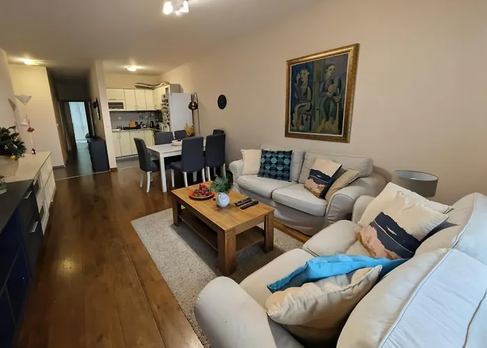 Modern In Near Center * София